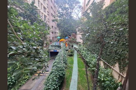 Apartamento à venda com 217m², 4 quartos e 1 vaga