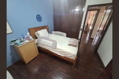 Apartamento à venda com 217m², 4 quartos e 1 vaga