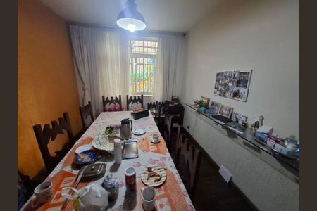Apartamento à venda com 217m², 4 quartos e 1 vaga