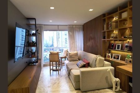 Apartamento à venda com 71m², 1 quarto e 2 vagas