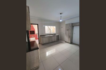 Casa à venda com 3 quartos, 230m² em Santa Maria, São Caetano do Sul
