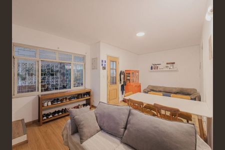 Casa à venda com 3 quartos, 90m² em Vila Madalena, São Paulo