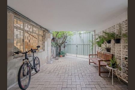 Casa à venda com 3 quartos, 90m² em Vila Madalena, São Paulo