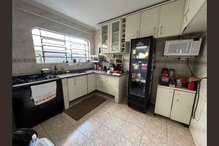 Casa para alugar com 156m², 3 quartos e 3 vagas Casa para alugar com 156m², 3 quartos e 3 vagasCozinha