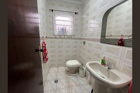 Casa para alugar com 156m², 3 quartos e 3 vagas Casa para alugar com 156m², 3 quartos e 3 vagasBanheiro