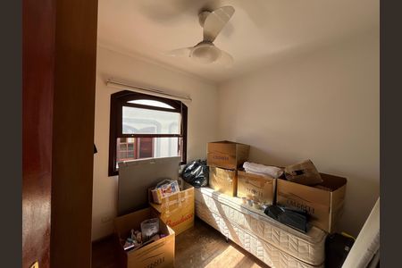 Casa para alugar com 156m², 3 quartos e 3 vagas Casa para alugar com 156m², 3 quartos e 3 vagasQuarto 2