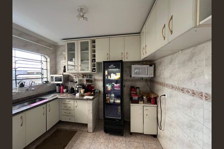 Casa para alugar com 156m², 3 quartos e 3 vagas Casa para alugar com 156m², 3 quartos e 3 vagasCozinha