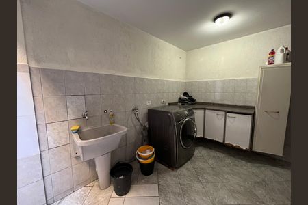 Casa para alugar com 156m², 3 quartos e 3 vagas Casa para alugar com 156m², 3 quartos e 3 vagasÁrea de Serviço