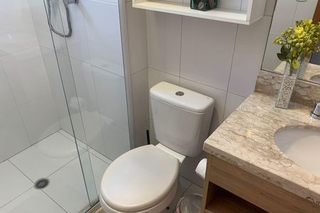 Apartamento para alugar com 77m², 2 quartos e 2 vagas Apartamento para alugar com 77m², 2 quartos e 2 vagasBanheiro da Suíte 2