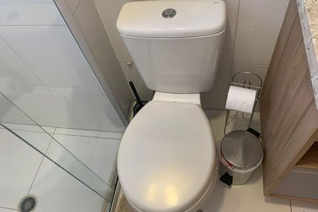 Apartamento para alugar com 77m², 2 quartos e 2 vagas Apartamento para alugar com 77m², 2 quartos e 2 vagasBanheiro da Suíte 2