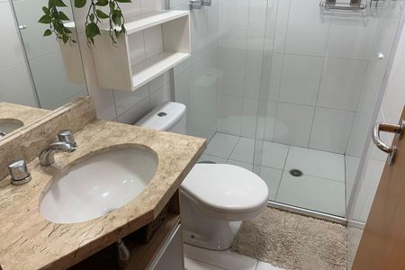 Apartamento para alugar com 77m², 2 quartos e 2 vagas Apartamento para alugar com 77m², 2 quartos e 2 vagasBanheiro da Suíte