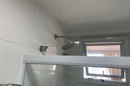 Apartamento para alugar com 77m², 2 quartos e 2 vagas Apartamento para alugar com 77m², 2 quartos e 2 vagasBanheiro da Suíte