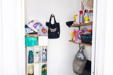 Apartamento à venda com 85m², 3 quartos e 1 vaga Apartamento à venda com 85m², 3 quartos e 1 vagaDespensa