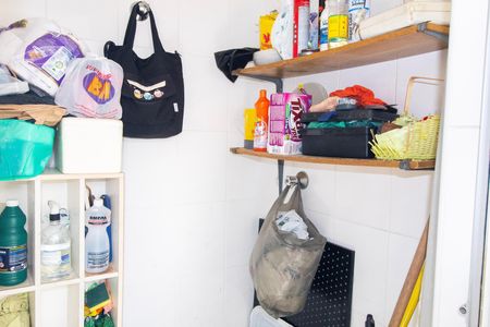 Apartamento à venda com 85m², 3 quartos e 1 vaga Apartamento à venda com 85m², 3 quartos e 1 vagaDespensa