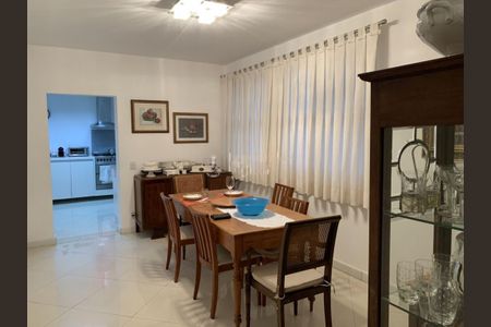 Apartamento à venda com 411m², 6 quartos e 3 vagas