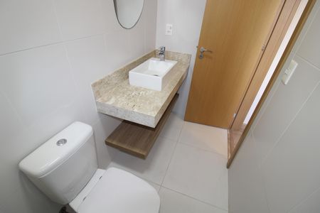 Apartamento à venda com 67m², 2 quartos e 1 vagaBanheiro social