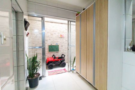 Casa à venda com 230m², 6 quartos e 2 vagas Casa à venda com 230m², 6 quartos e 2 vagasCozinha
