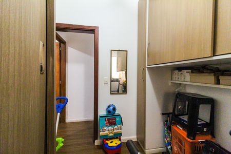 Casa à venda com 230m², 6 quartos e 2 vagas Casa à venda com 230m², 6 quartos e 2 vagasQuarto 2 - Casa 2