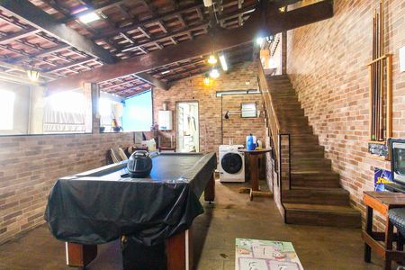 Casa à venda com 230m², 6 quartos e 2 vagas Casa à venda com 230m², 6 quartos e 2 vagasÁrea Gourmet