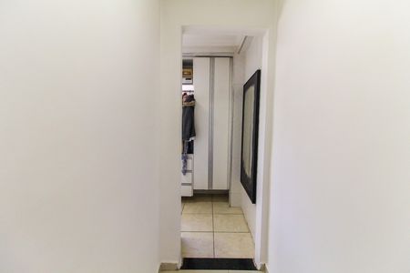 Casa à venda com 230m², 6 quartos e 2 vagas Casa à venda com 230m², 6 quartos e 2 vagasHall da Suíte