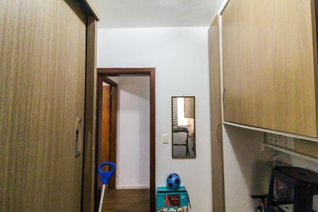 Casa à venda com 230m², 6 quartos e 2 vagas Casa à venda com 230m², 6 quartos e 2 vagasQuarto 2 - Casa 2