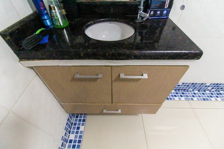 Casa à venda com 230m², 6 quartos e 2 vagas Casa à venda com 230m², 6 quartos e 2 vagasBanheiro 2