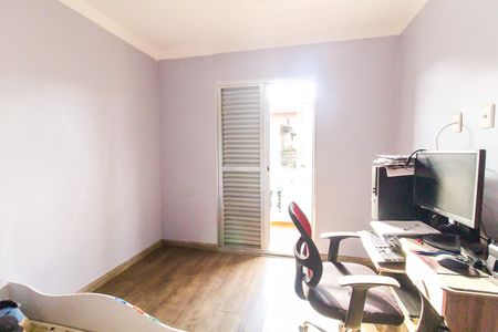 Casa à venda com 230m², 6 quartos e 2 vagas Casa à venda com 230m², 6 quartos e 2 vagasQuarto 2