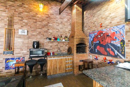 Casa à venda com 230m², 6 quartos e 2 vagas Casa à venda com 230m², 6 quartos e 2 vagasÁrea Gourmet