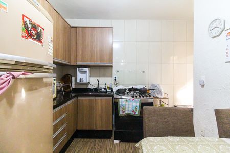 Casa à venda com 230m², 6 quartos e 2 vagas Casa à venda com 230m², 6 quartos e 2 vagasCozinha - Casa 2