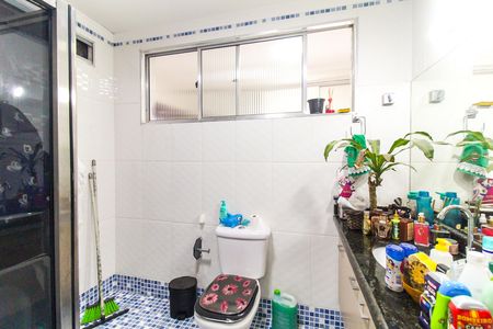 Casa à venda com 230m², 6 quartos e 2 vagas Casa à venda com 230m², 6 quartos e 2 vagasBanheiro da Suíte
