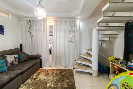 Sala de casa à venda com 6 quartos, 230m² em Vila Brasil, São Paulo