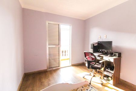 Casa à venda com 230m², 6 quartos e 2 vagas Casa à venda com 230m², 6 quartos e 2 vagasQuarto 2