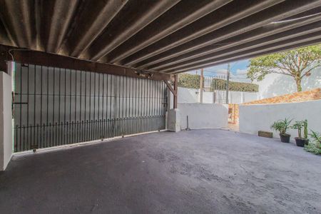 Casa para alugar com 250m², 3 quartos e 3 vagas Casa para alugar com 250m², 3 quartos e 3 vagasGaragem