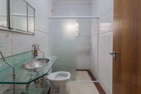 Casa para alugar com 250m², 3 quartos e 3 vagas Casa para alugar com 250m², 3 quartos e 3 vagasBanheiro