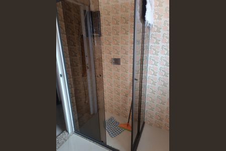 Casa à venda com 120m², 2 quartos e 1 vaga Casa à venda com 120m², 2 quartos e 1 vagaBanheiro