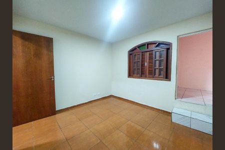 Casa à venda com 230m², 4 quartos e 4 vagas Casa à venda com 230m², 4 quartos e 4 vagasQuarto 2