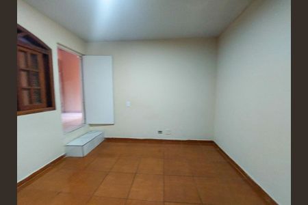 Casa à venda com 230m², 4 quartos e 4 vagas Casa à venda com 230m², 4 quartos e 4 vagasQuarto 2