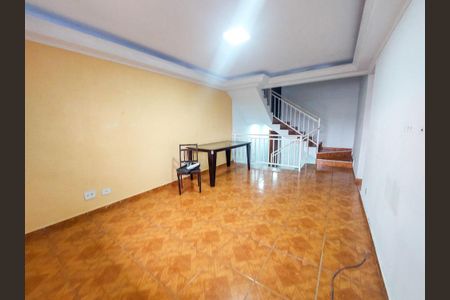 Sala de casa para alugar com 4 quartos, 230m² em Jardim Santa Josefina, São Paulo