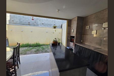 Foto 09 de casa de condomínio à venda com 3 quartos, 170m² em Villas do Jaguari, Santana de Parnaíba