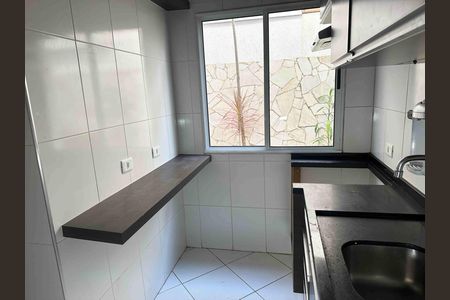 Casa de condomínio à venda com 65m², 2 quartos e 2 vagasCozinha