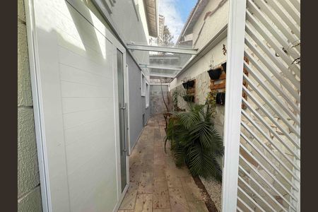 Casa de condomínio à venda com 65m², 2 quartos e 2 vagasÁrea externa