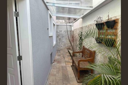 Casa de condomínio à venda com 65m², 2 quartos e 2 vagasÁrea externa
