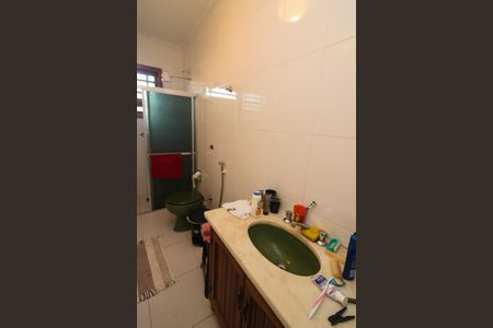 Casa para alugar com 233m², 4 quartos e 4 vagasBanheiro 1