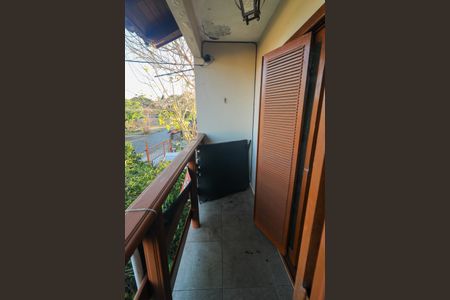 Casa para alugar com 233m², 4 quartos e 4 vagasSacada do Quarto 1