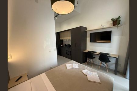Apartamento à venda com 1 quarto, 25m² em Jardim das Acacias, São Paulo