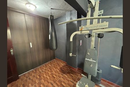 Casa à venda com 317m², 4 quartos e 3 vagasQuarto anexo