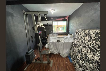 Casa à venda com 317m², 4 quartos e 3 vagasQuarto anexo