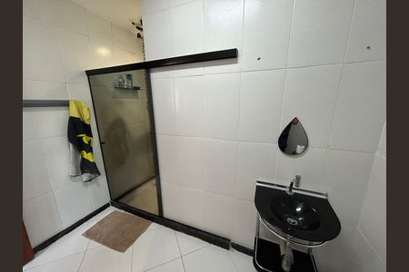 Casa à venda com 317m², 4 quartos e 3 vagasBanheiro Social 2