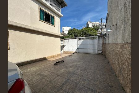 Casa à venda com 317m², 4 quartos e 3 vagasGaragem