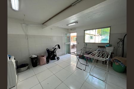 Casa à venda com 317m², 4 quartos e 3 vagasÁrea de Serviço
